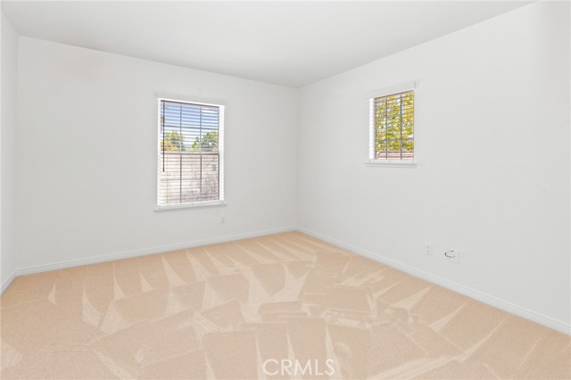 2311 Gillingham Circle, Thousand Oaks CA: https://media.crmls.org/medias/fabad08f-0e27-43d2-9742-533b1f9b5659.jpg