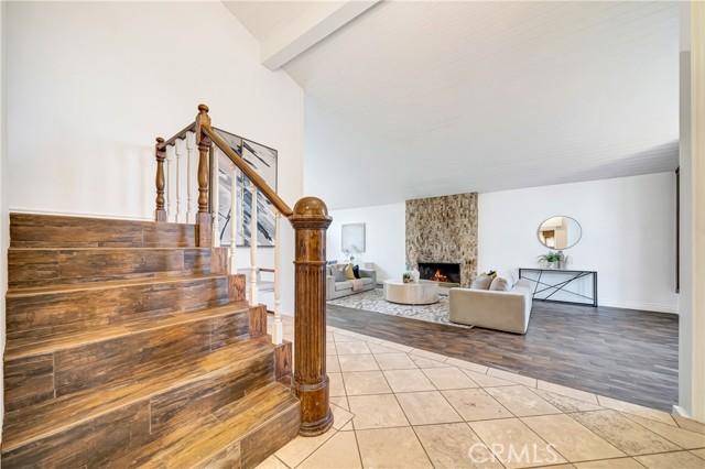 23216 Park Esperanza, Calabasas CA: https://media.crmls.org/medias/fabbb062-316d-494b-9771-d85c81258044.jpg