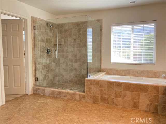 Detail Gallery Image 14 of 31 For 7986 Summer Day Dr, Corona,  CA 92883 - 6 Beds | 5/1 Baths