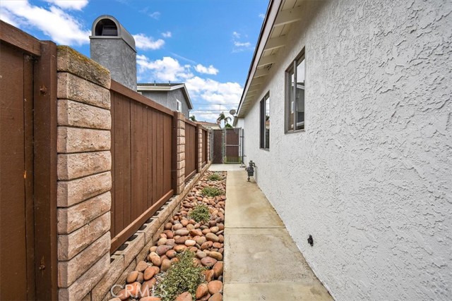 2009 Graham Avenue, Redondo Beach, California 90278, ,Residential Income,Sold,Graham,SB23143198
