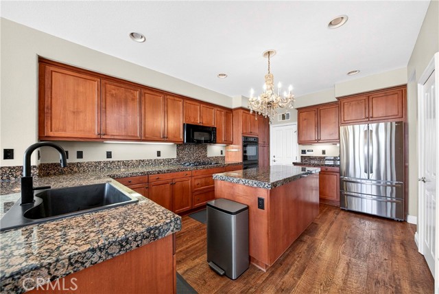 Detail Gallery Image 20 of 63 For 26227 Bay Fig, Murrieta,  CA 92562 - 5 Beds | 3 Baths