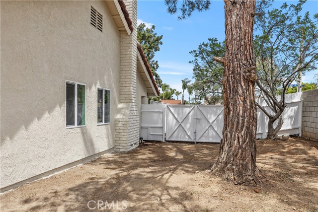 1348 Sandia Street, Corona CA: https://media.crmls.org/medias/fabf48e2-2e72-4ee4-b729-f07996b6b9b5.jpg
