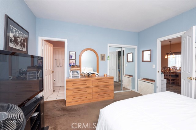 1203 E 33rd Street, Los Angeles CA: https://media.crmls.org/medias/fabf8715-e946-4ad5-9a46-e701f7ac291f.jpg