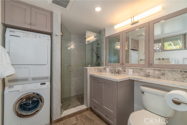 Detail Gallery Image 24 of 41 For 5560 Sunrise Dr, Lower Lake,  CA 95457 - 2 Beds | 1 Baths