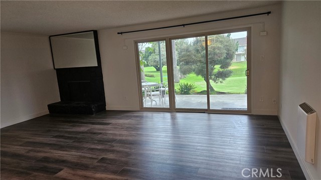 Detail Gallery Image 4 of 30 For 22935 Maple Ave a,  Torrance,  CA 90505 - 2 Beds | 2 Baths