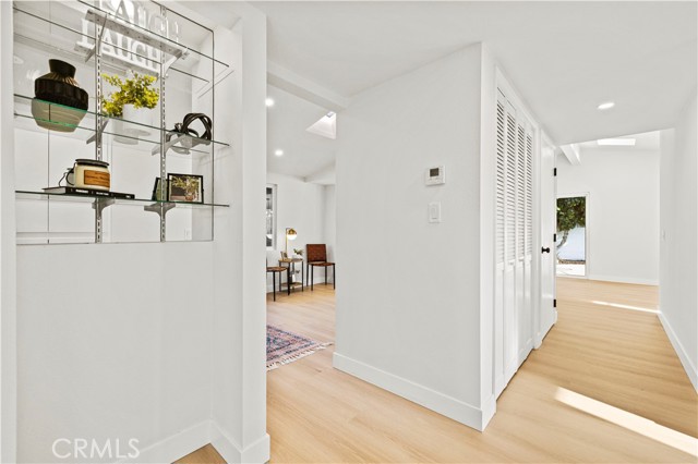 10839 Danube Avenue, Granada Hills CA: https://media.crmls.org/medias/fac067ce-6880-453d-b9a9-c97c83b43288.jpg