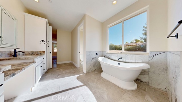 Detail Gallery Image 43 of 68 For 14285 Riverside Dr, Apple Valley,  CA 92307 - 4 Beds | 2/1 Baths