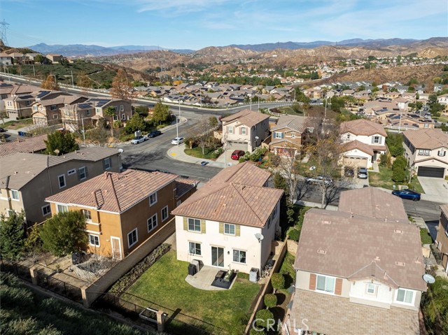 Detail Gallery Image 25 of 25 For 19944 Christopher Ln, Saugus,  CA 91350 - 3 Beds | 3 Baths