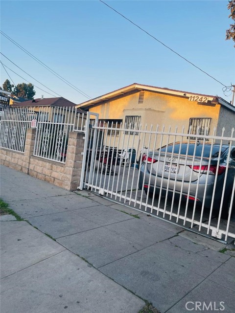 MLS# DW23057159