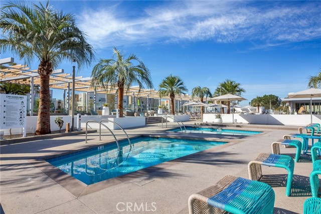 175 Cadence, Irvine CA: https://media.crmls.org/medias/fac21483-729f-4fbb-9613-8f40b17e74f5.jpg