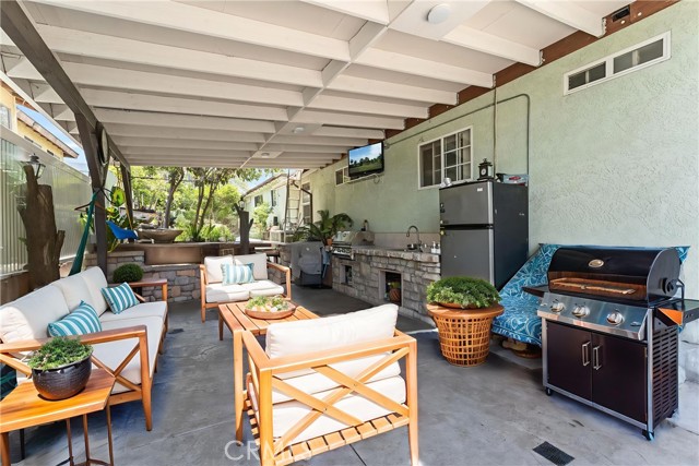 2516 Alcazar Street, Los Angeles CA: https://media.crmls.org/medias/fac3306e-7915-4efe-acc5-2fb6fdb703b3.jpg