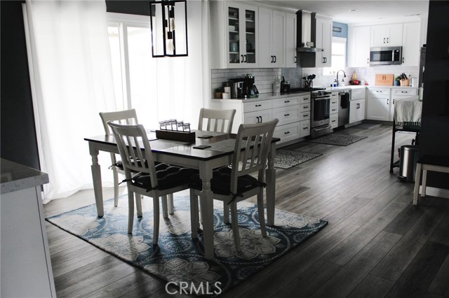 105 S Kingsley Street, Anaheim CA: https://media.crmls.org/medias/fac378c0-0434-4058-9882-bdd12139960f.jpg