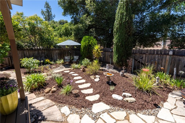 415 Veronica Drive, Paso Robles CA: https://media.crmls.org/medias/fac39bf9-9e95-4c68-a0d7-d88a0daf3cae.jpg