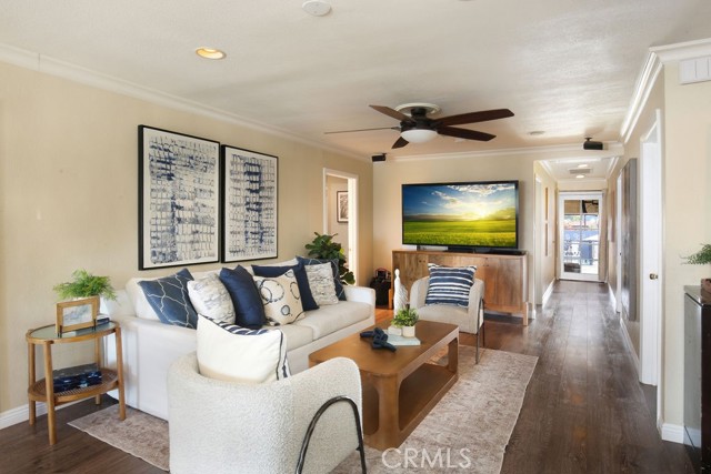 Detail Gallery Image 10 of 41 For 5024 N Bentree Cir, Long Beach,  CA 90807 - 4 Beds | 2 Baths