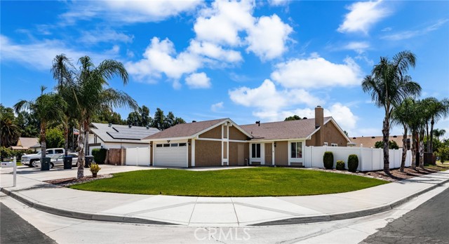 Detail Gallery Image 3 of 35 For 11230 Peachtree Pl, Riverside,  CA 92505 - 3 Beds | 2 Baths
