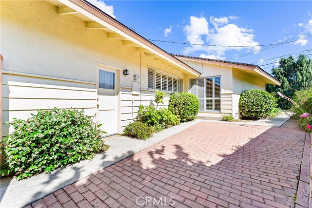 Detail Gallery Image 14 of 57 For 9521 Royal Palm Bld, Garden Grove,  CA 92841 - 4 Beds | 2/1 Baths