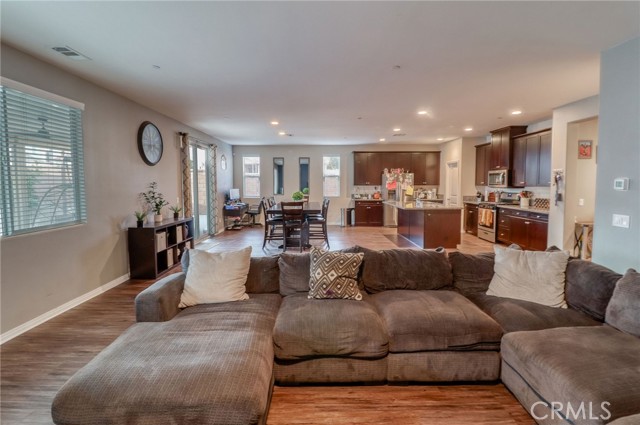 12805 Wainwright, Moreno Valley CA: https://media.crmls.org/medias/fac6dc0c-977b-4ad9-b28a-ee9ccc1f0ecf.jpg