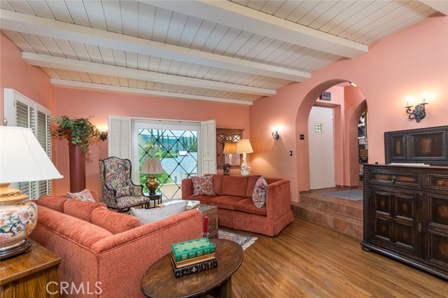 Detail Gallery Image 17 of 35 For 2975 Hermosita Dr, Glendale,  CA 91208 - 2 Beds | 1/1 Baths