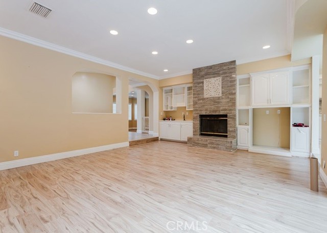 18853 Beechtree Lane, Porter Ranch CA: https://media.crmls.org/medias/fac7b007-9671-46c4-800a-ffa083656f6f.jpg