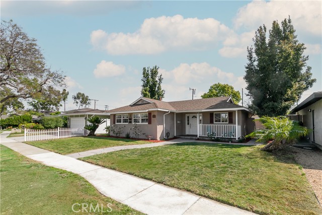 3226 Conquista Ave, Long Beach, CA 90808