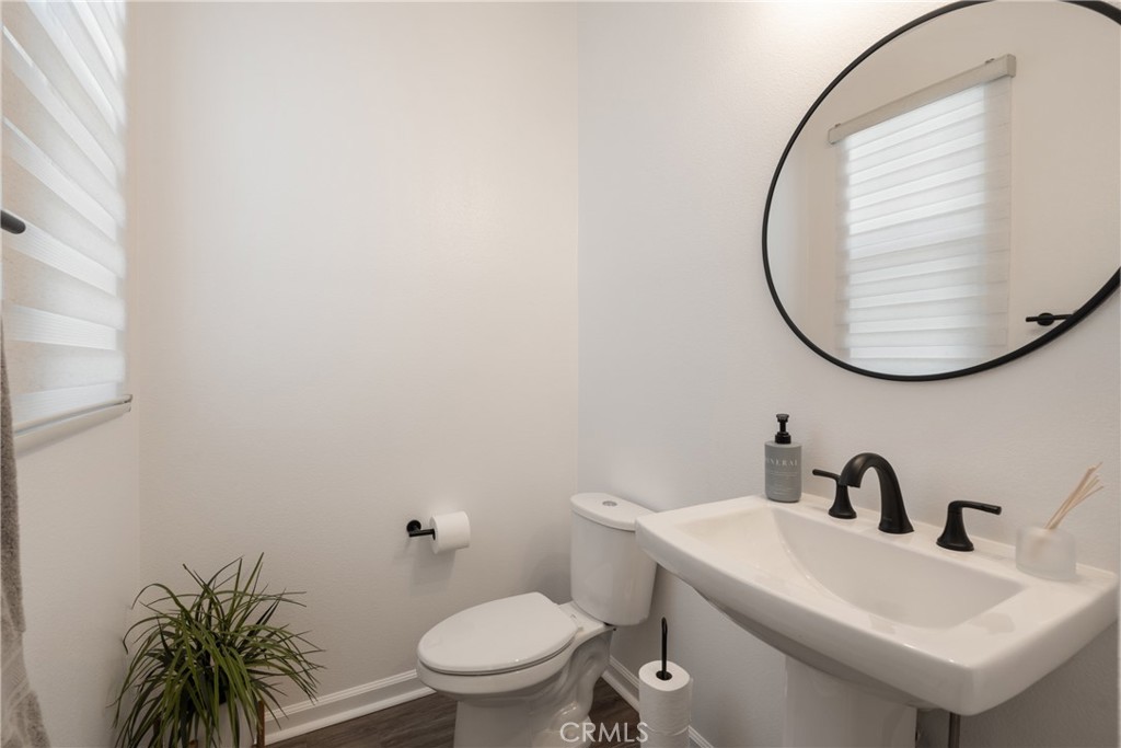 MLS #OC25230097 image #27