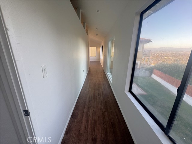 Detail Gallery Image 11 of 16 For 4226 Don Carlos Dr, Los Angeles,  CA 90008 - 4 Beds | 2/1 Baths