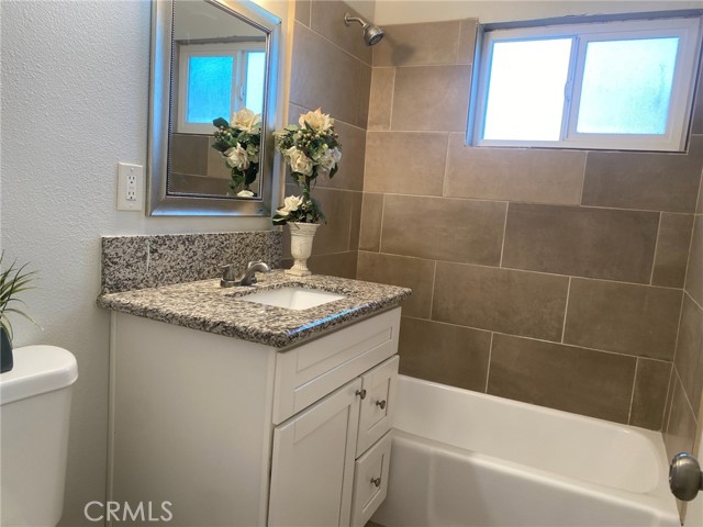 Detail Gallery Image 6 of 20 For 9451 53rd St, Jurupa Valley,  CA 92509 - 4 Beds | 2 Baths