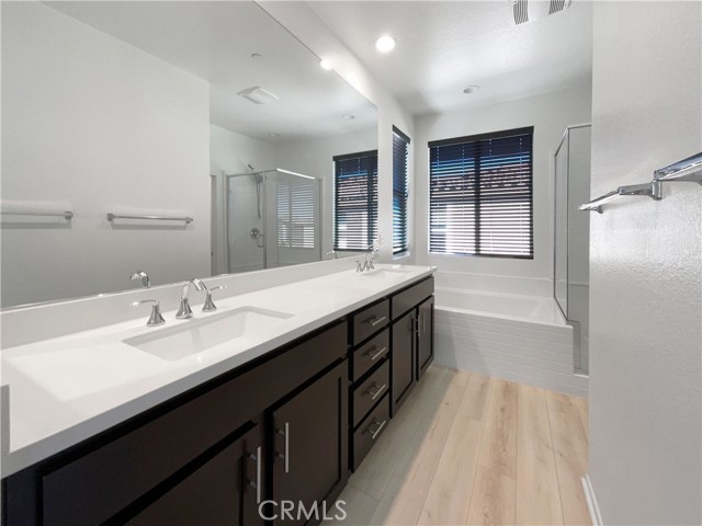 Detail Gallery Image 9 of 19 For 38517 Rosegate Pl, Murrieta,  CA 92563 - 3 Beds | 2/1 Baths