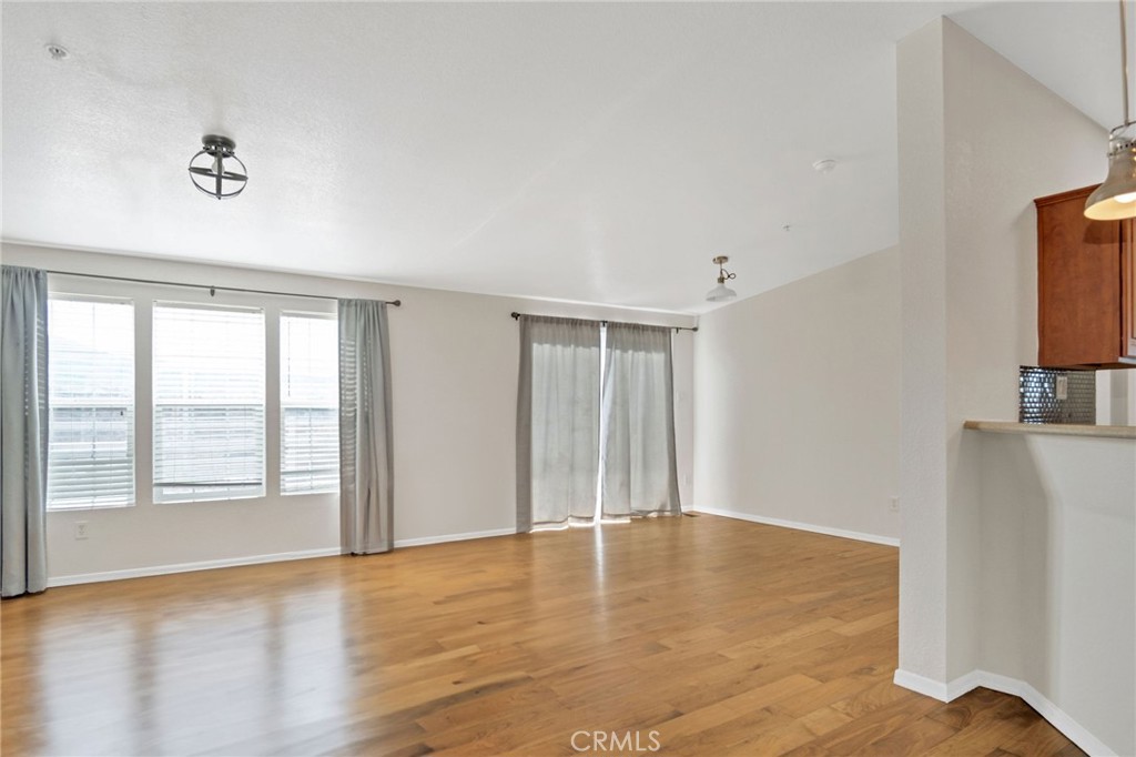 MLS #SR25223213 image #18