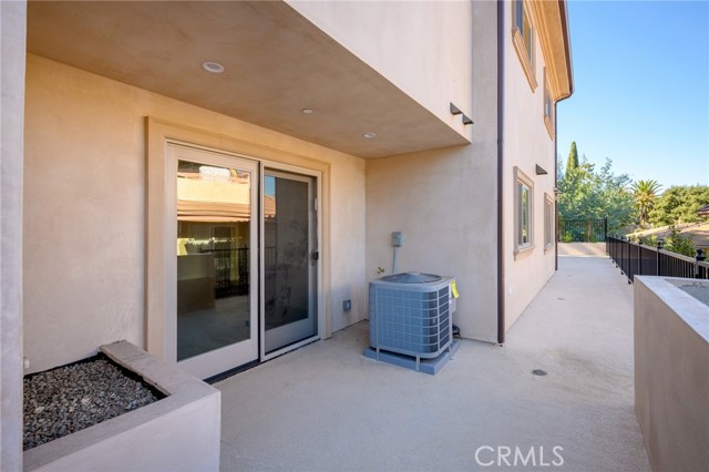 Detail Gallery Image 31 of 36 For 357 Harvey Dr #103,  Glendale,  CA 91206 - 3 Beds | 2/1 Baths