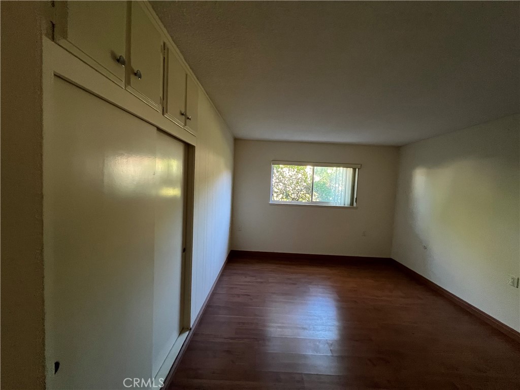 MLS #OC25267280 image #11