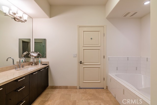 607 Caruso Avenue photo 21