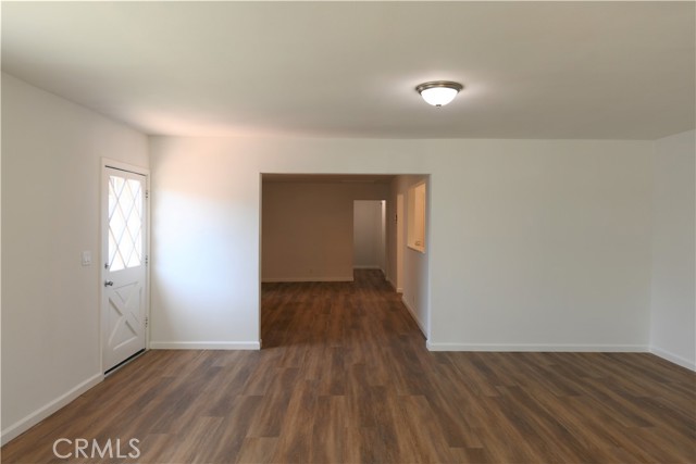 1800 S Ridgeley Drive, Los Angeles CA: https://media.crmls.org/medias/face71c6-aea5-4cf3-bb19-63e422448d58.jpg