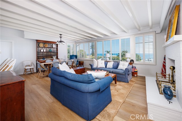 Detail Gallery Image 11 of 24 For 960 Cliff Dr, Laguna Beach,  CA 92651 - 3 Beds | 3 Baths