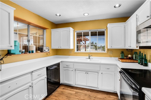 Detail Gallery Image 16 of 48 For 58682 Sun Mesa Dr, Yucca Valley,  CA 92284 - 3 Beds | 2 Baths