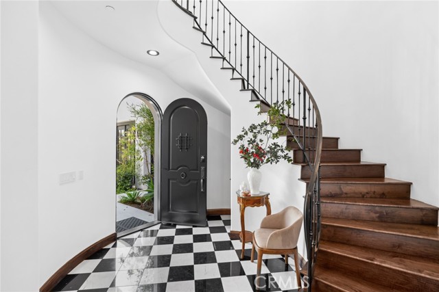 Detail Gallery Image 48 of 74 For 25 Golden Eagle, Irvine,  CA 92603 - 6 Beds | 6/1 Baths