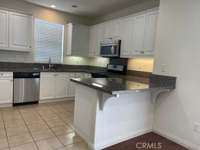 Detail Gallery Image 6 of 24 For 6020 Grace, Chino,  CA 91710 - 3 Beds | 2/1 Baths