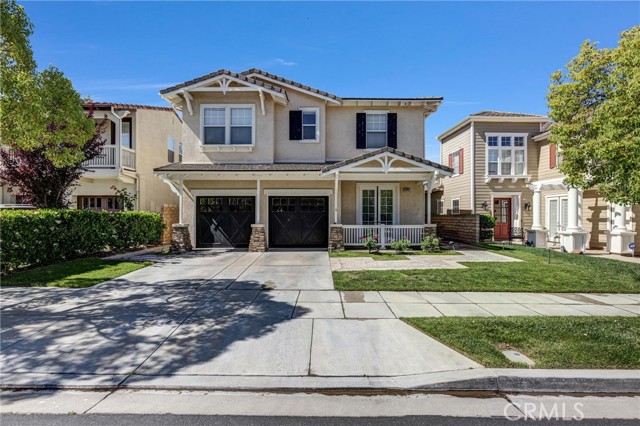 Detail Gallery Image 1 of 38 For 23922 Lakeside Rd, Valencia,  CA 91355 - 3 Beds | 3 Baths