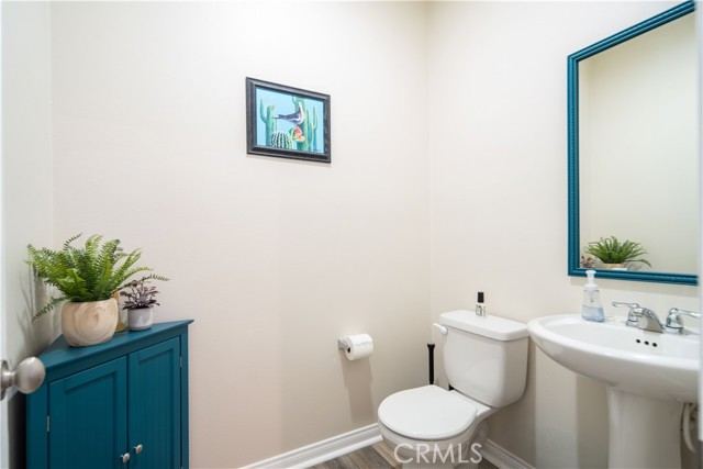 Detail Gallery Image 10 of 62 For 42715 Raywood, Lancaster,  CA 93536 - 4 Beds | 2/1 Baths