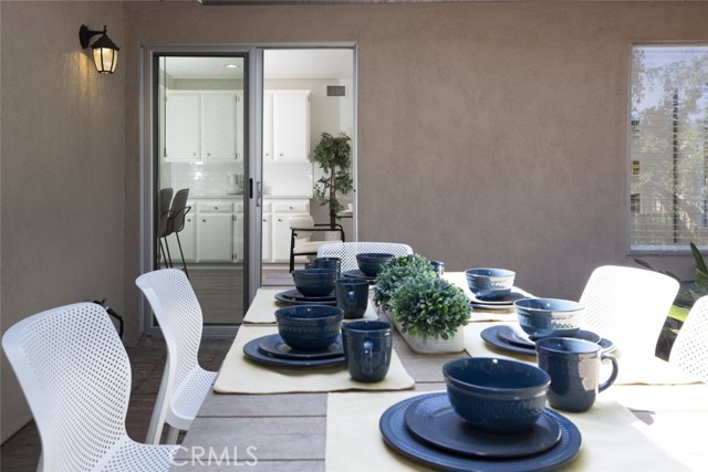 2101 El Arbolita Drive, Glendale CA: https://media.crmls.org/medias/fad17fc8-5b63-4266-ada8-6c649cb7234f.jpg