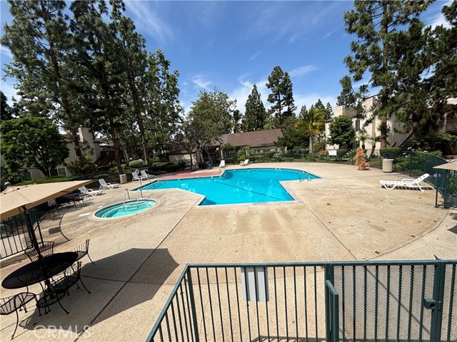 Detail Gallery Image 35 of 37 For 1350 Cabrillo Park Dr #F,  Santa Ana,  CA 92701 - 1 Beds | 1 Baths