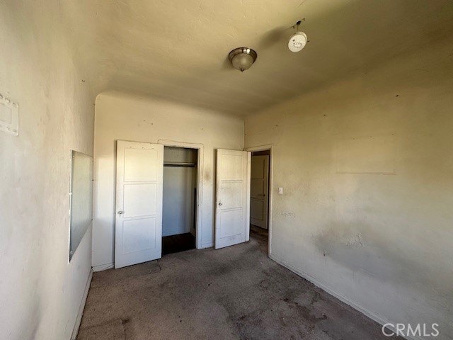 8018 S New Hampshire Avenue, Los Angeles CA: https://media.crmls.org/medias/fad24ecc-42f4-492f-960c-815fff7ffbf4.jpg