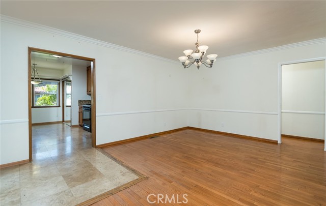 10109 Parr Avenue, Sunland CA: https://media.crmls.org/medias/fad39af6-f67c-47ad-8eed-accef3bb4533.jpg
