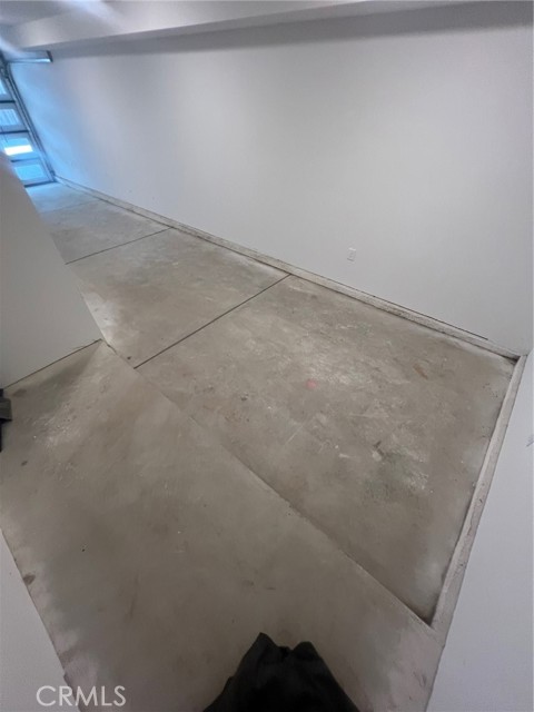 1128 Ardmore, Los Angeles CA: https://media.crmls.org/medias/fad41ed5-b542-4cae-9e12-61085ba26207.jpg