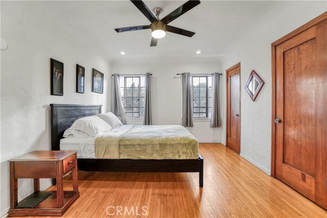 102 Bonito Avenue, Long Beach CA: https://media.crmls.org/medias/fad4fc3c-0fc9-46e2-825f-fa5779af5b3a.jpg