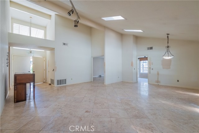 Detail Gallery Image 8 of 47 For 3508 Spur Ct, Chino,  CA 91710 - 4 Beds | 2 Baths