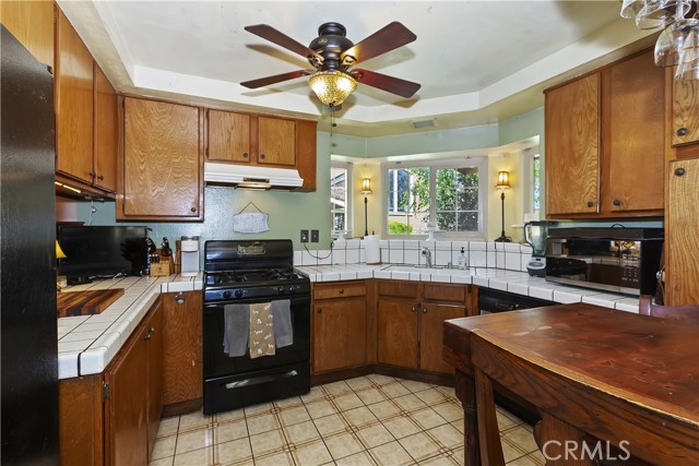 Detail Gallery Image 8 of 29 For 8438 Cedarwood Ln, Rancho Cucamonga,  CA 91730 - 2 Beds | 2 Baths