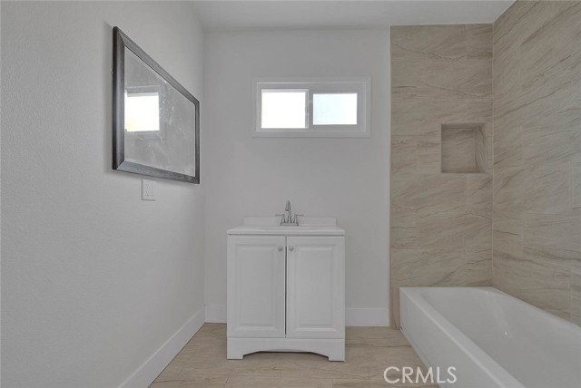 547 W 106th Street, Los Angeles CA: https://media.crmls.org/medias/fad7ce01-e866-4aa9-99a4-a6ae3b817c31.jpg