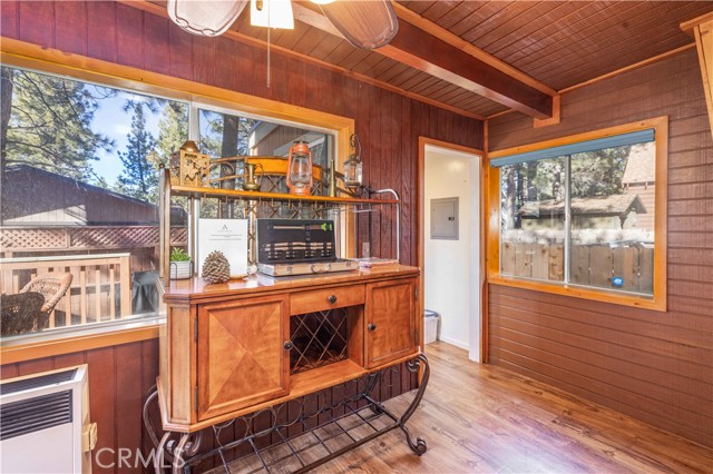 Detail Gallery Image 13 of 34 For 337 W Sherwood Bld, Big Bear City,  CA 92314 - 2 Beds | 1/1 Baths