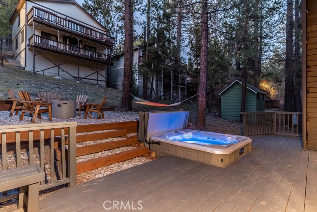 Detail Gallery Image 5 of 44 For 42678 Cougar Rd, Big Bear Lake,  CA 92315 - 2 Beds | 1/1 Baths